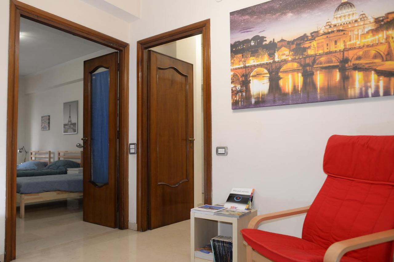 In Guest - Emilios Triple In Our Cozy And Comfortable Establishment Rom